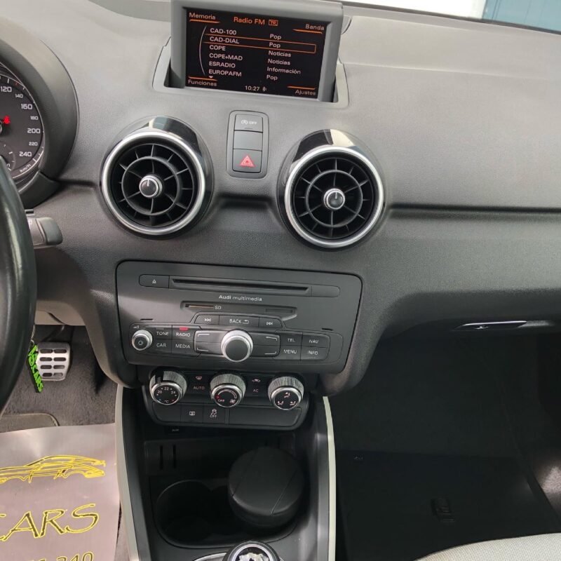 AUDI A1 Sportback 1.6 TDI ATRACTION