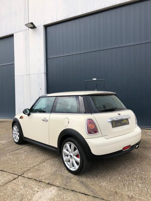 MINI Look Cooper ONE 1.4 16V LOOK COOPER