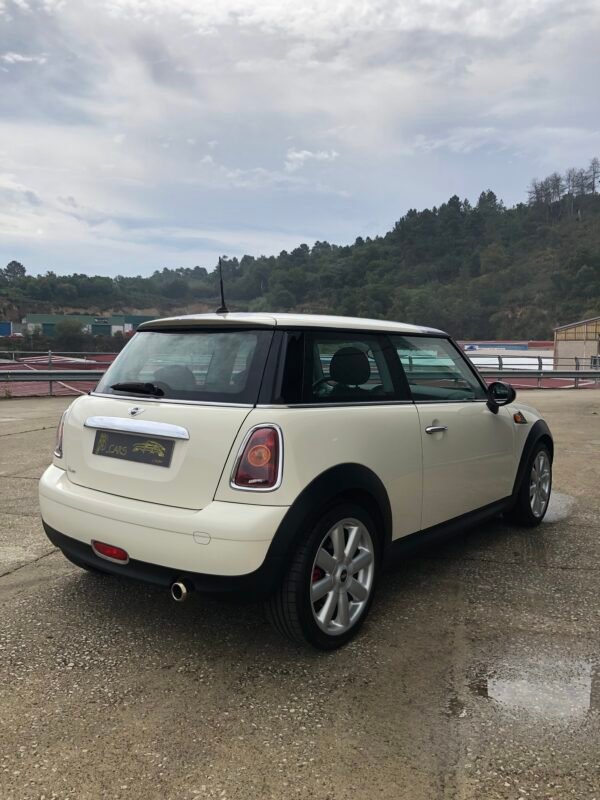 MINI Look Cooper ONE 1.4 16V LOOK COOPER