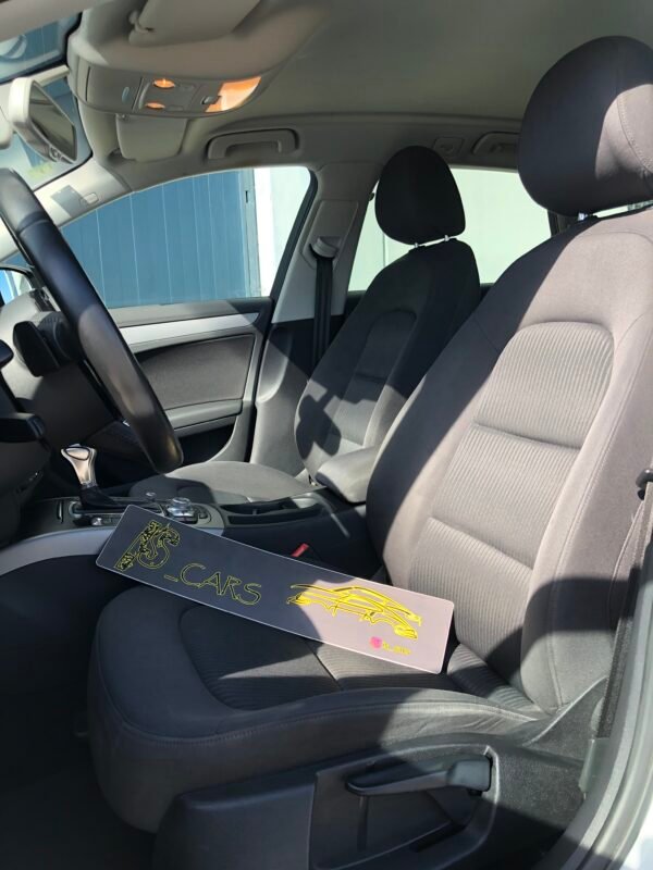 AUDI A4 Avant 2.0 TDI S LINE