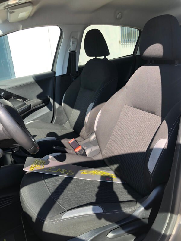 PEUGEOT 208 Style 1.4 HDI