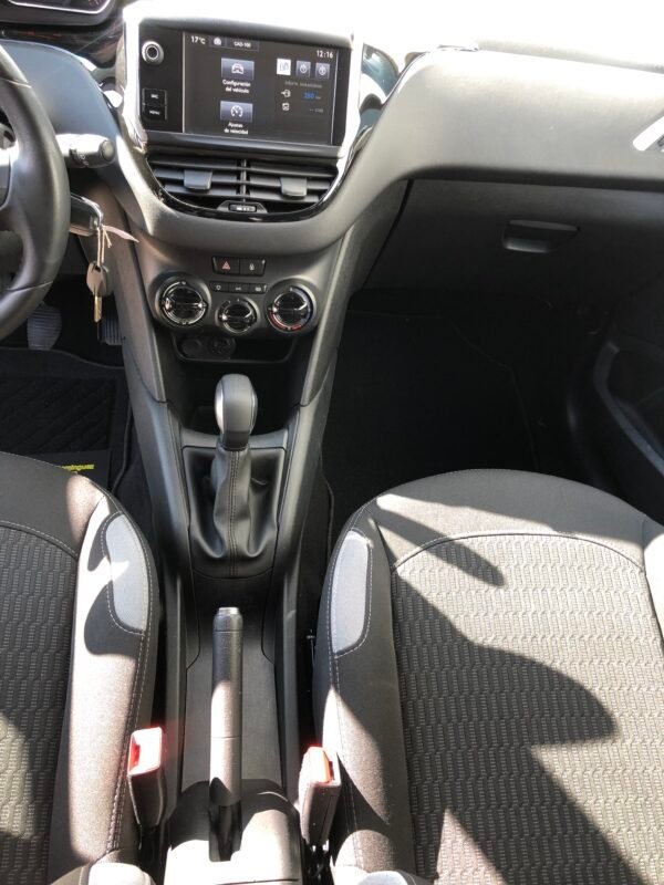 PEUGEOT 208 Style 1.4 HDI