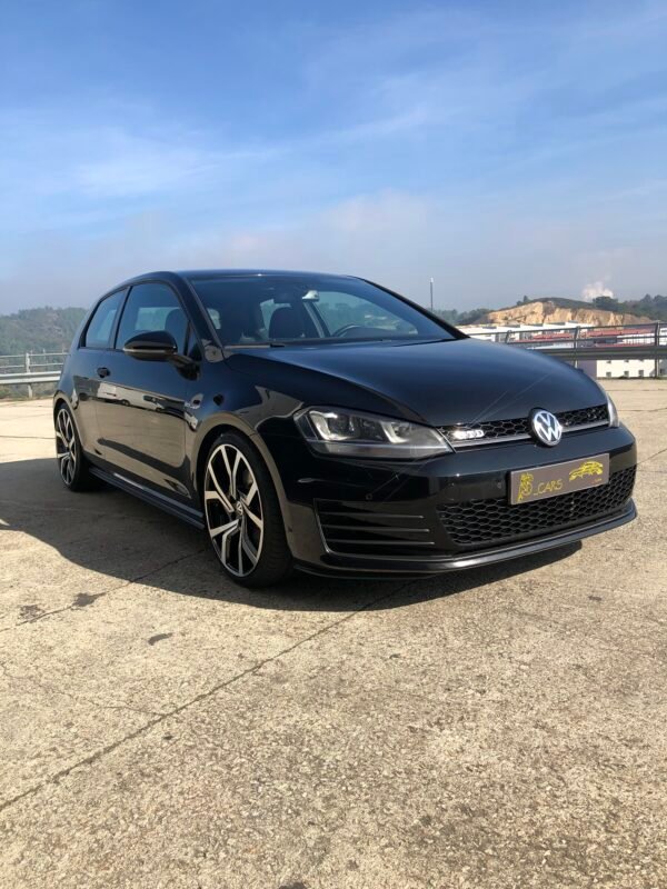 VOLKSWAGEN Golf 2.0 TDI GTD