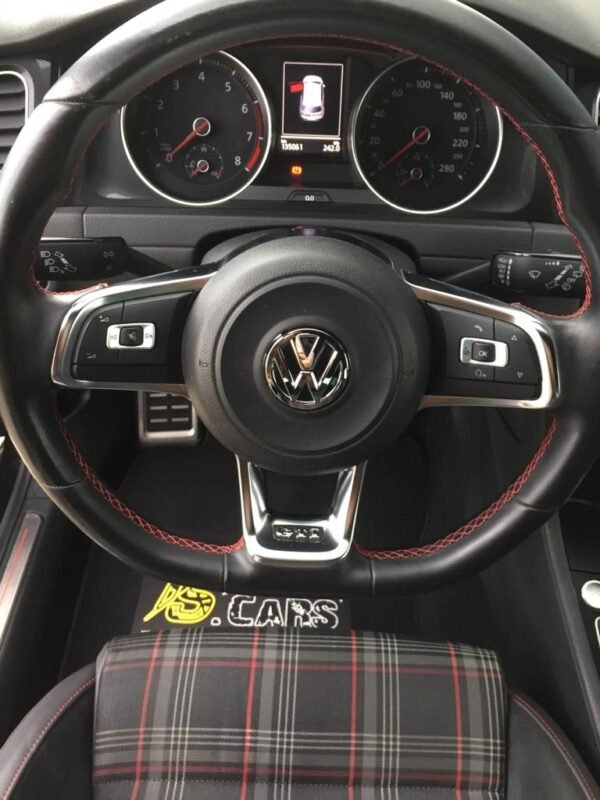 VOLKSWAGEN GOLF VII GTI GTI Performance 230CV