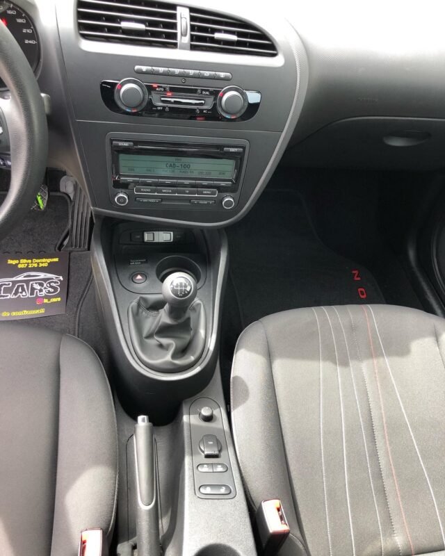 SEAT LEON 1.6 TDI 105cv COPA 5p.