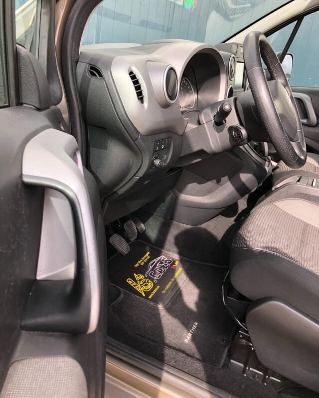 PEUGEOT Partner 1.6 HDI OUTDOOR