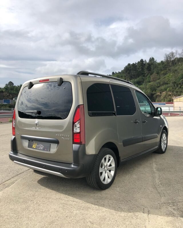 PEUGEOT Partner 1.6 HDI OUTDOOR