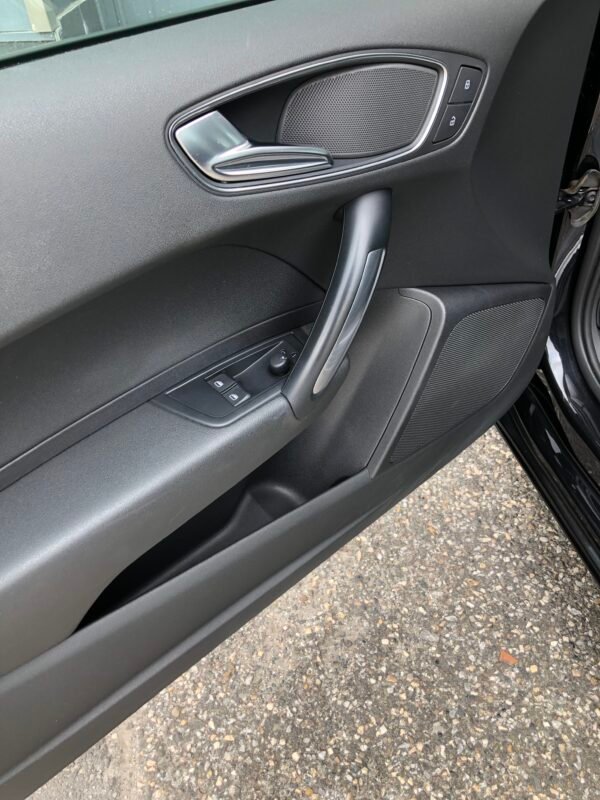 AUDI A1 1.6 TDI 105cv S Line