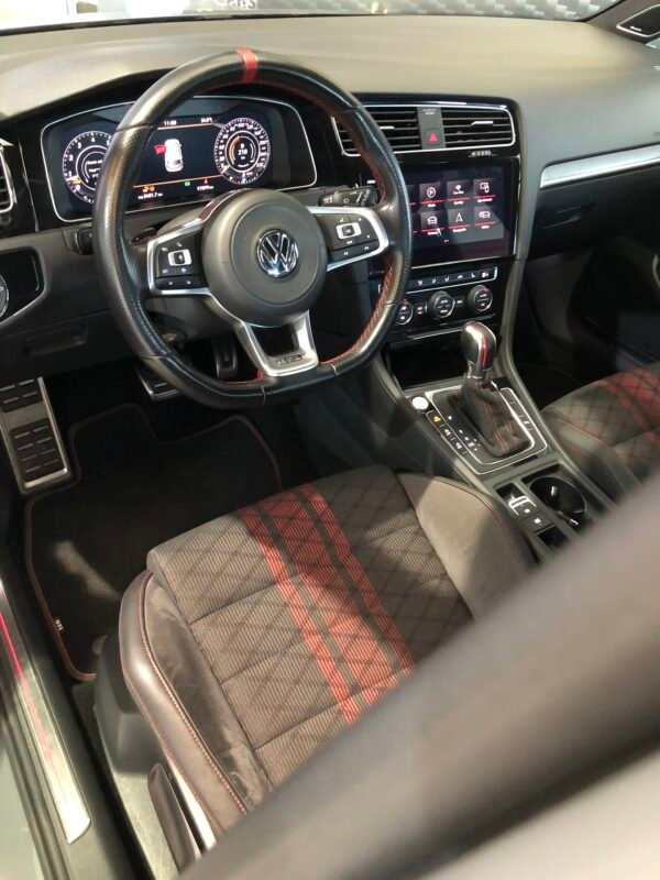 VOLKSWAGEN Golf 2.0 TFSI TCR TCR